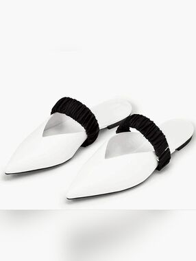 Charles&Keith White Flat Slip Ruffle Black  Mule Shoe Sz 36 Eu 6/ 6.5 US